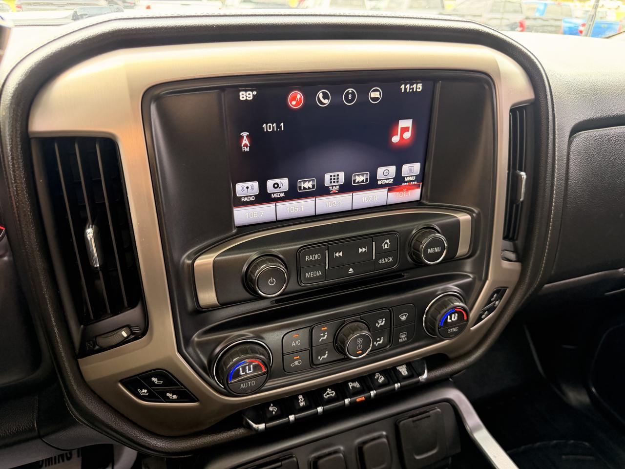GMC Sierra 3500HD Denali Crew Cab 4WD 2016