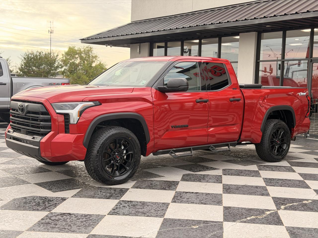 Toyota Tundra SR5 Double Cab 4WD 2022