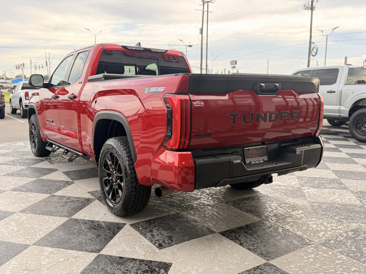 Toyota Tundra SR5 Double Cab 4WD 2022