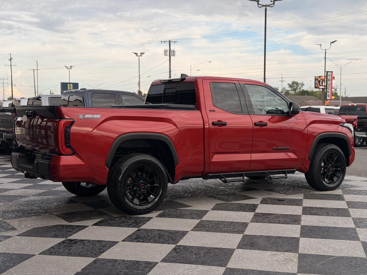 Toyota Tundra SR5 Double Cab 4WD 2022