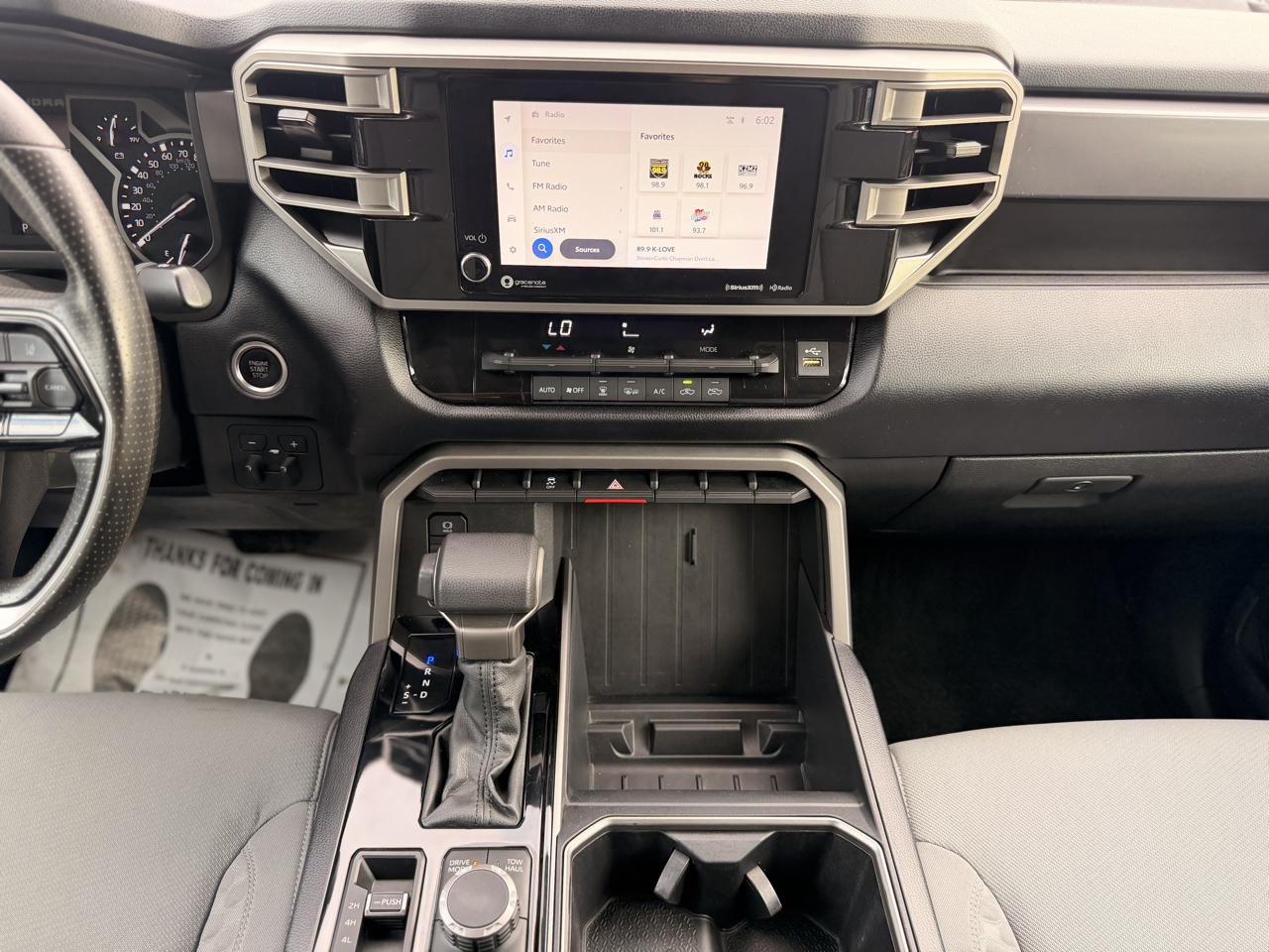 Toyota Tundra SR5 Double Cab 4WD 2022