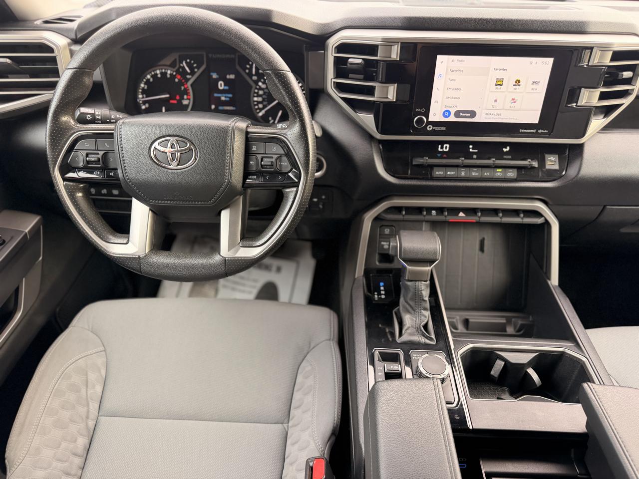 Toyota Tundra SR5 Double Cab 4WD 2022