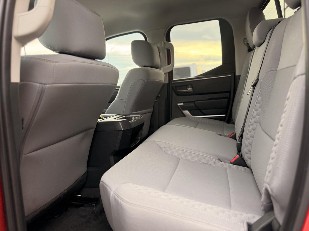 Toyota Tundra SR5 Double Cab 4WD 2022
