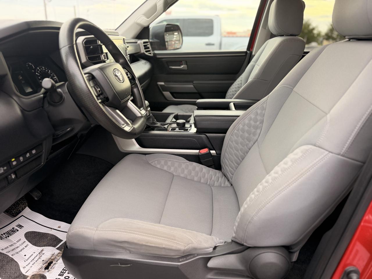Toyota Tundra SR5 Double Cab 4WD 2022