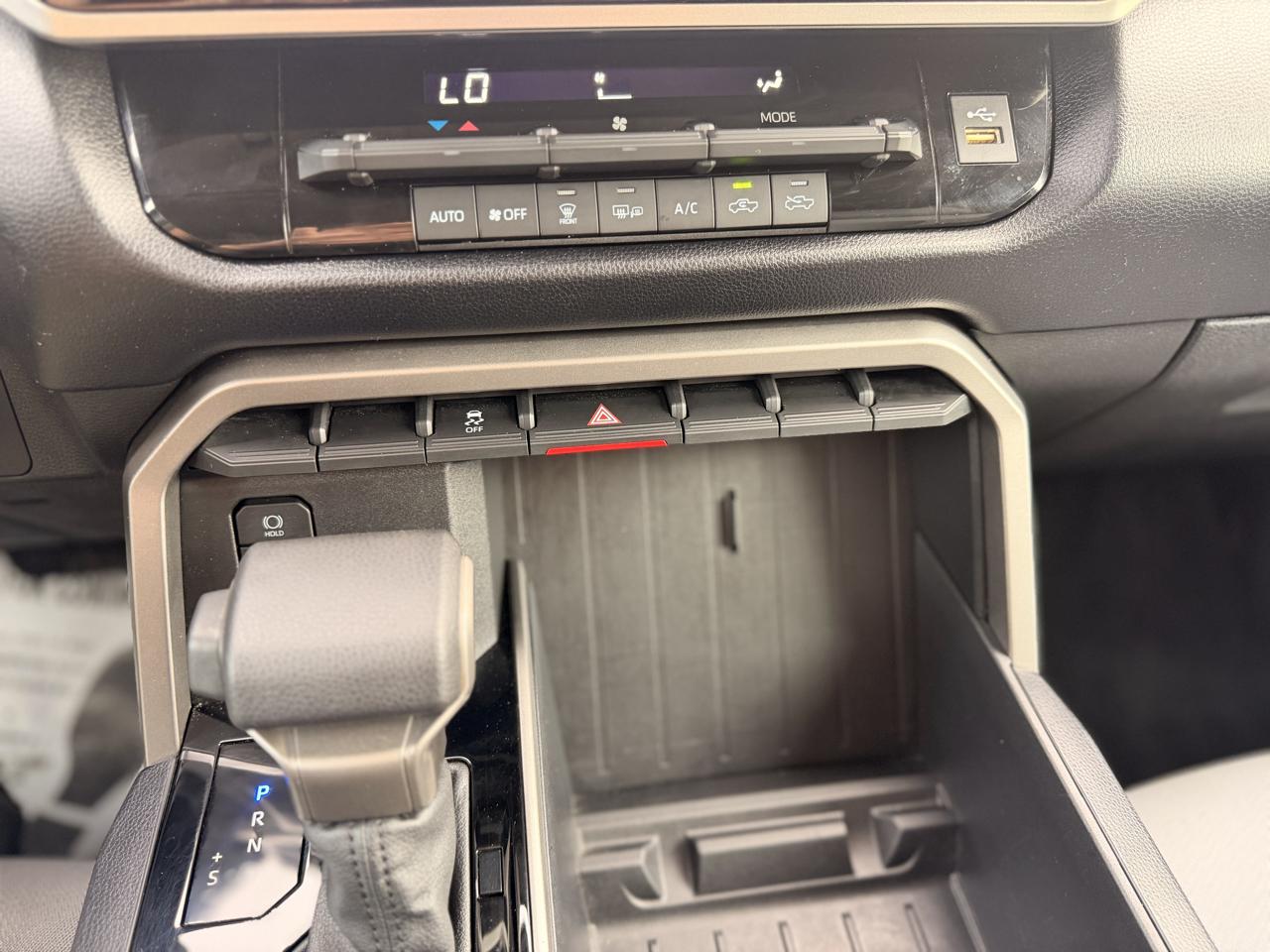 Toyota Tundra SR5 Double Cab 4WD 2022