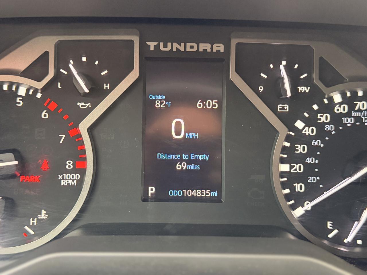 Toyota Tundra SR5 Double Cab 4WD 2022