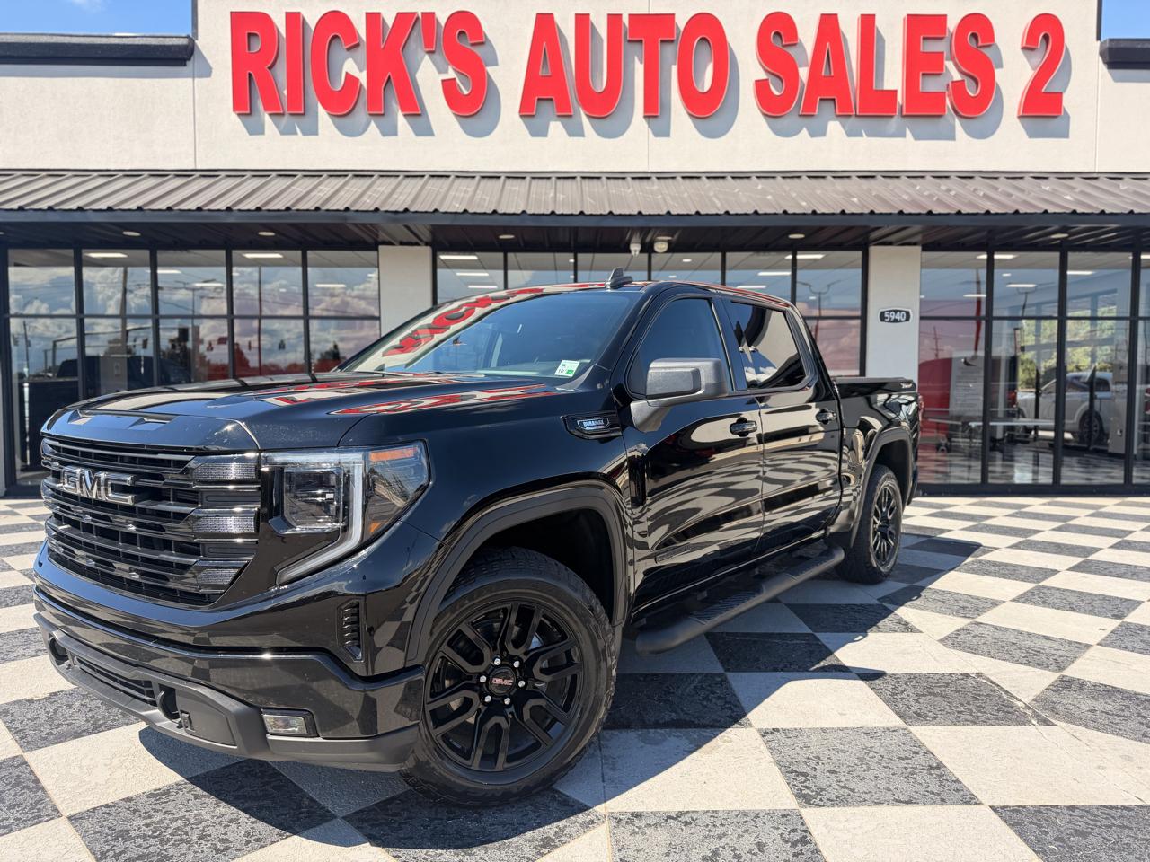 GMC Sierra 1500 Elevation Crew Cab 4WD 2024