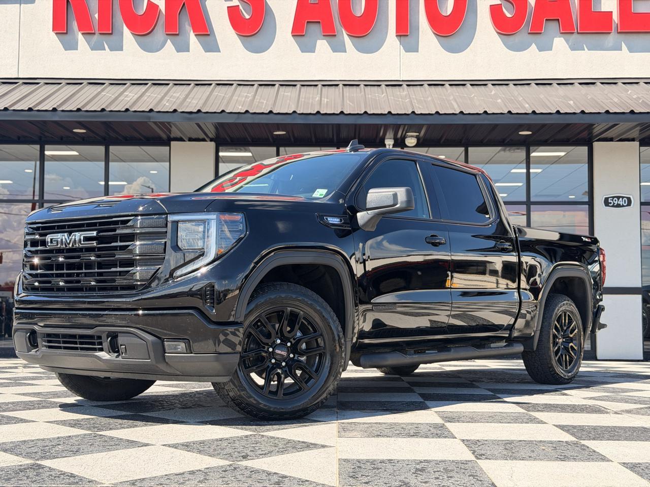 GMC Sierra 1500 Elevation Crew Cab 4WD 2024