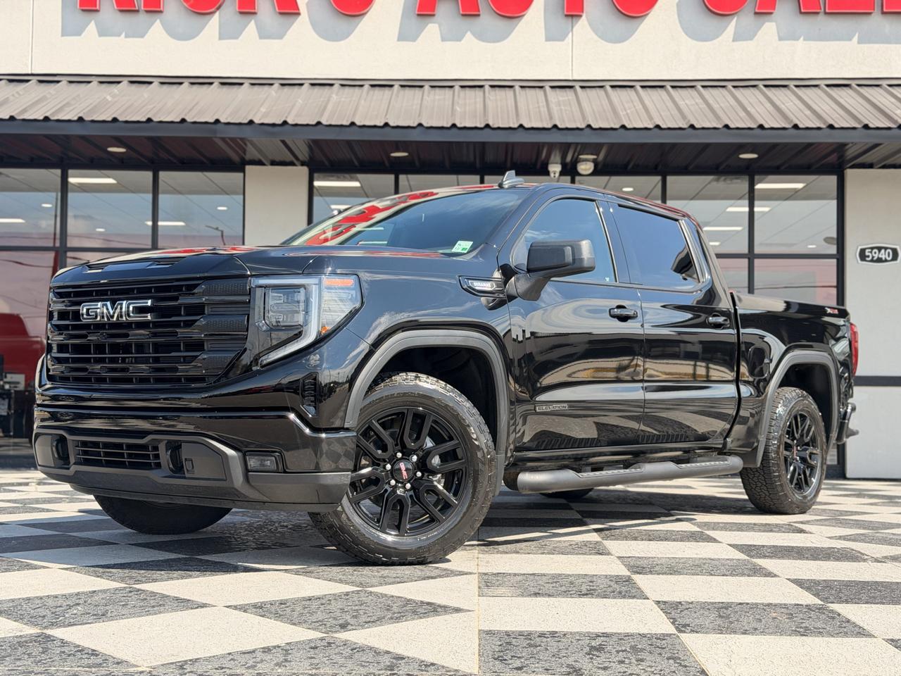 GMC Sierra 1500 Elevation Crew Cab 4WD 2024
