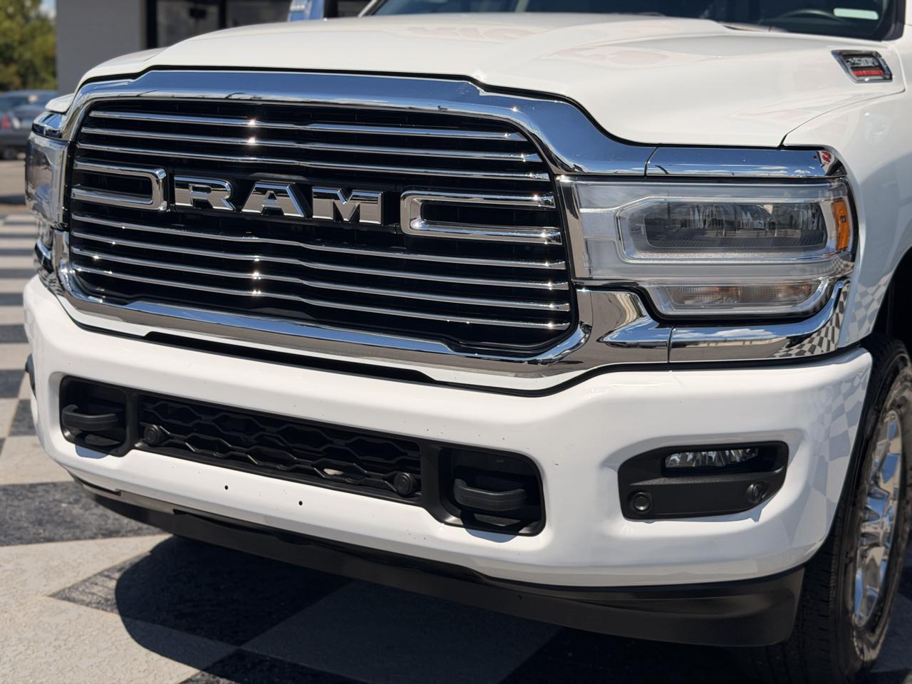 RAM 2500 Laramie Crew Cab SWB 4WD 2024