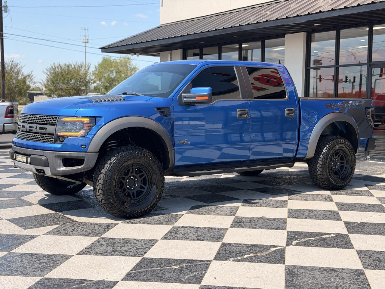 Ford F-150 4WD SuperCrew 145" SVT Raptor 2012