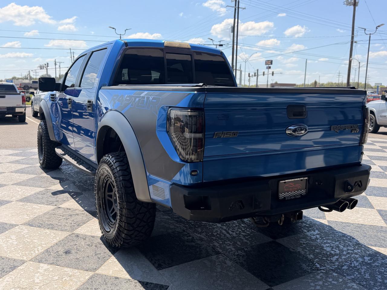 Ford F-150 4WD SuperCrew 145" SVT Raptor 2012