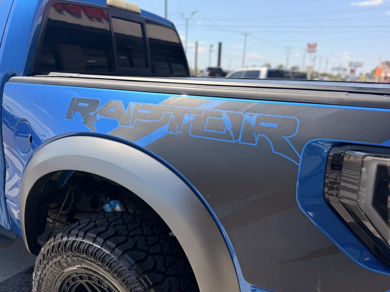 Ford F-150 4WD SuperCrew 145" SVT Raptor 2012