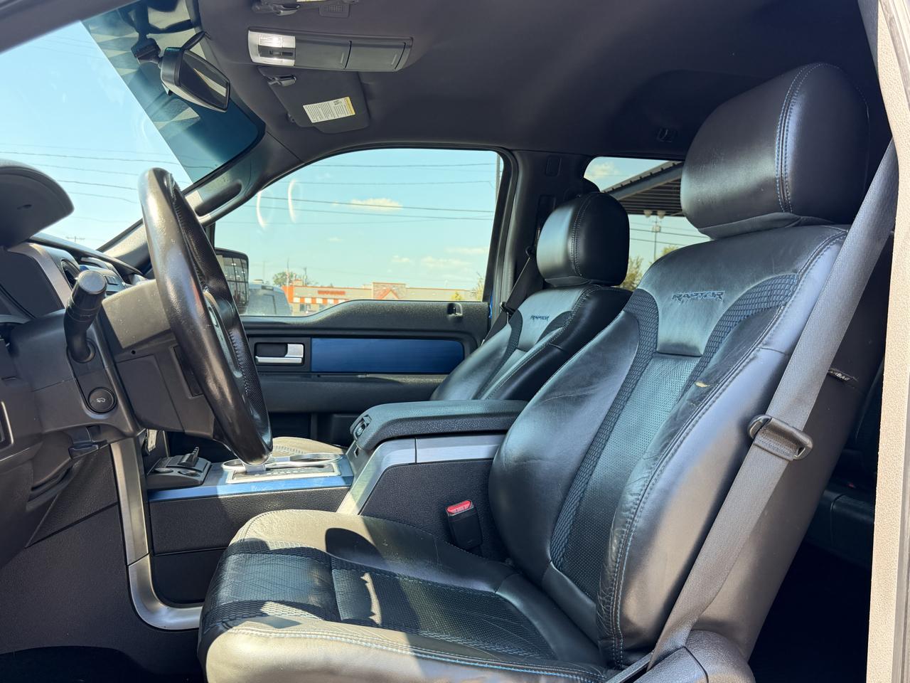 Ford F-150 4WD SuperCrew 145" SVT Raptor 2012