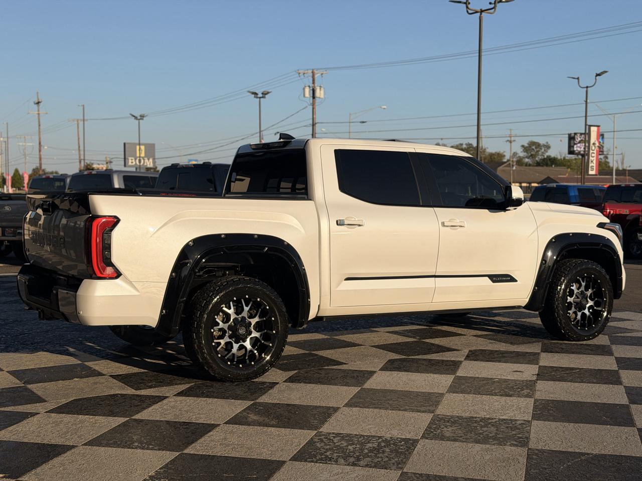Toyota Tundra Platinum CrewMax 4WD 2022