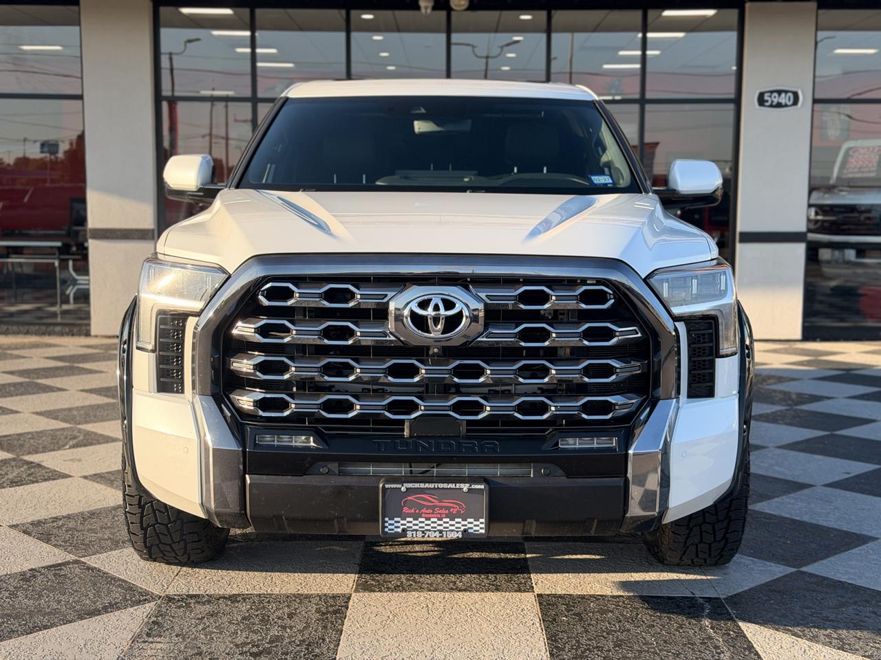 Toyota Tundra Platinum CrewMax 4WD 2022