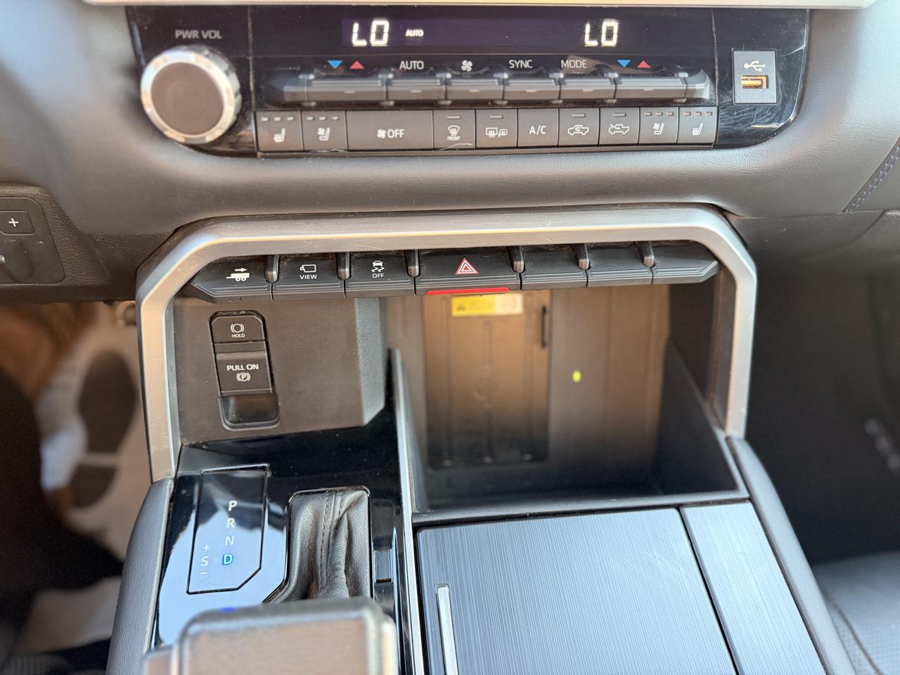 Toyota Tundra Platinum CrewMax 4WD 2022
