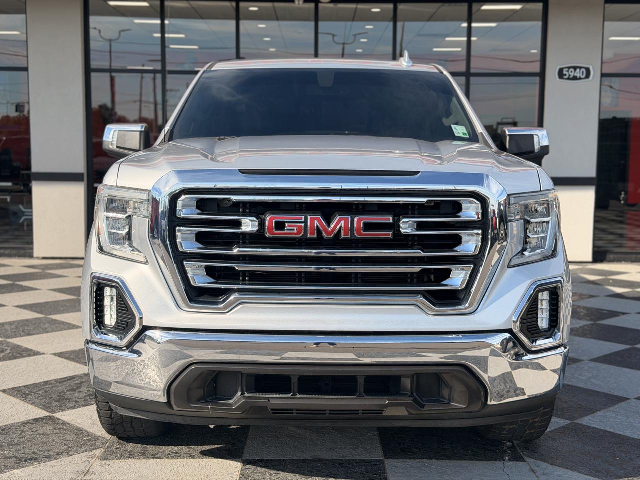 GMC Sierra 1500 SLT Crew Cab 2WD 2020