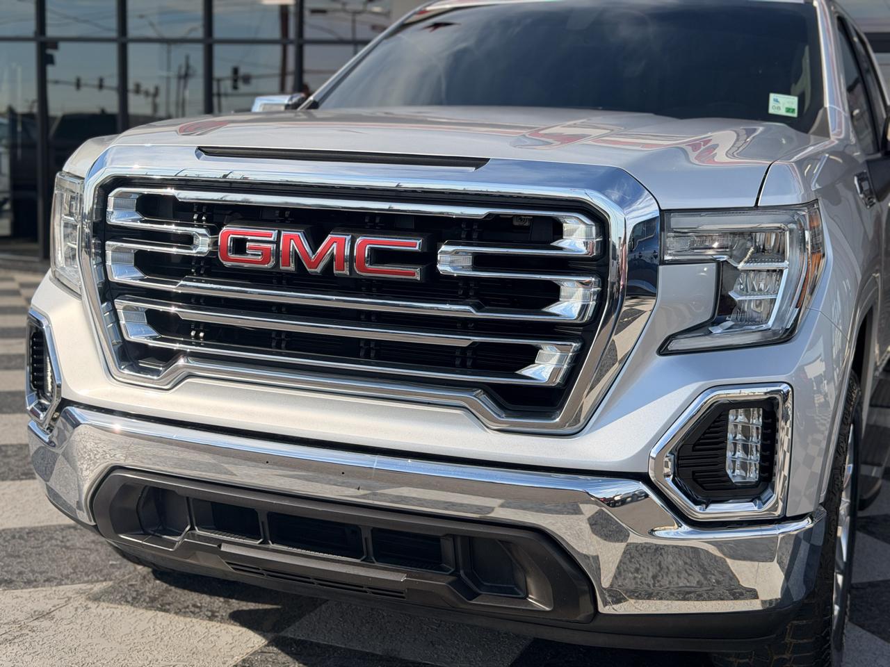 GMC Sierra 1500 SLT Crew Cab 2WD 2020