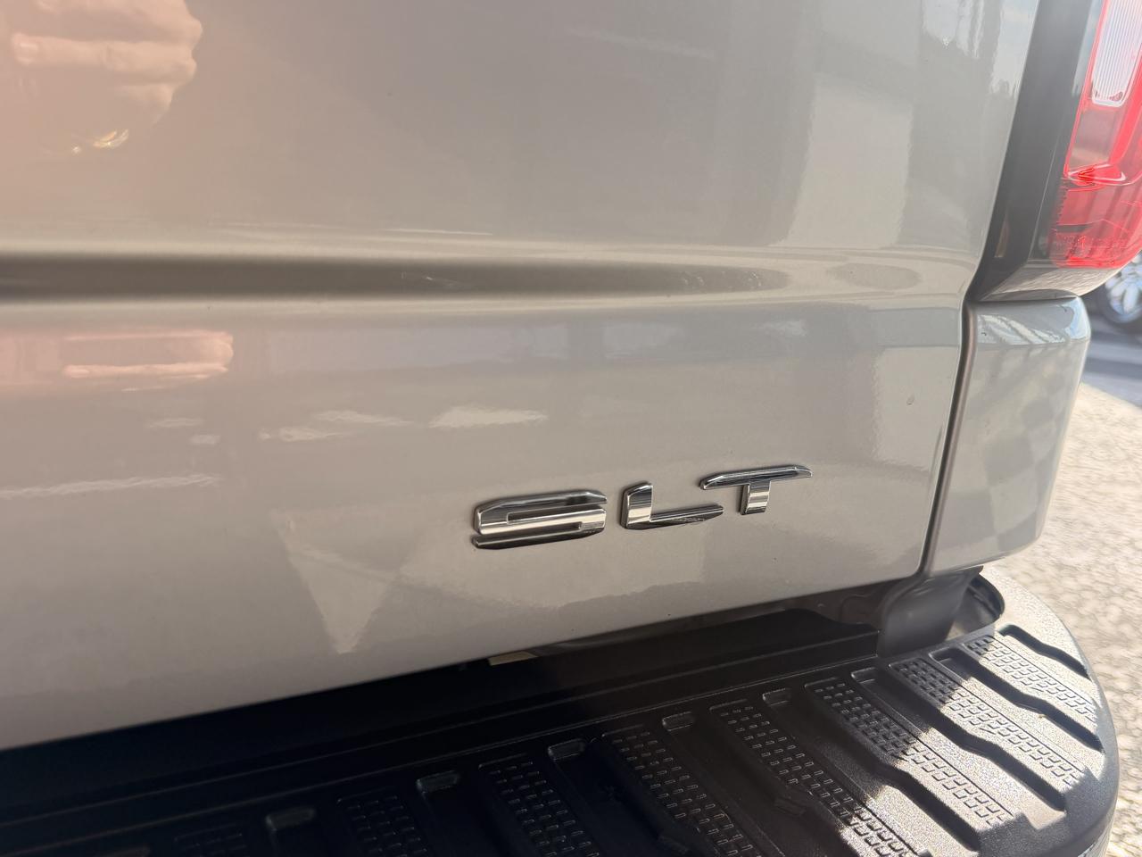 GMC Sierra 1500 SLT Crew Cab 2WD 2020