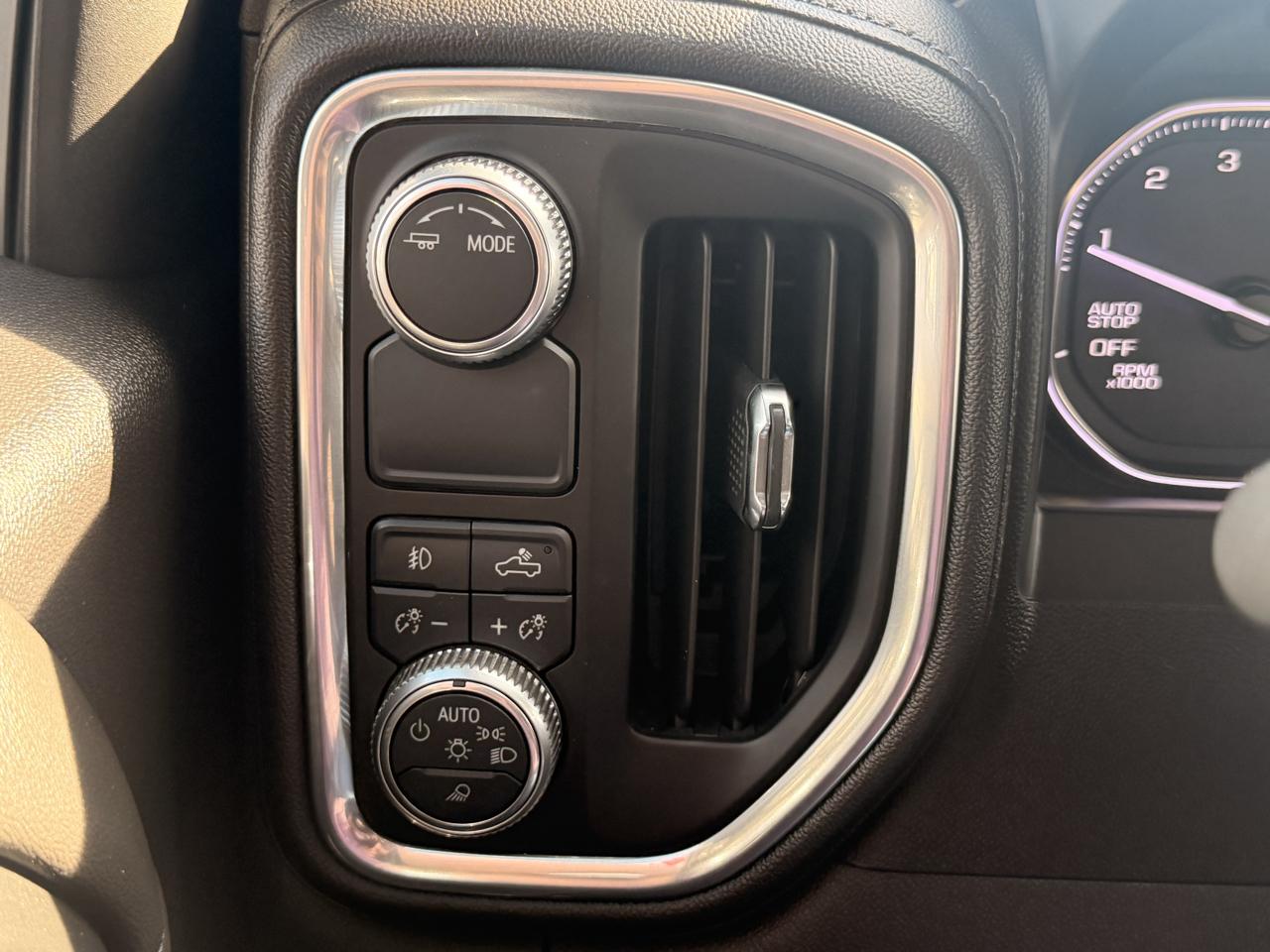 GMC Sierra 1500 SLT Crew Cab 2WD 2020