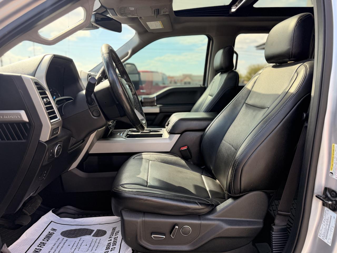 Ford F-350 SD Lariat Crew Cab 4WD 2017