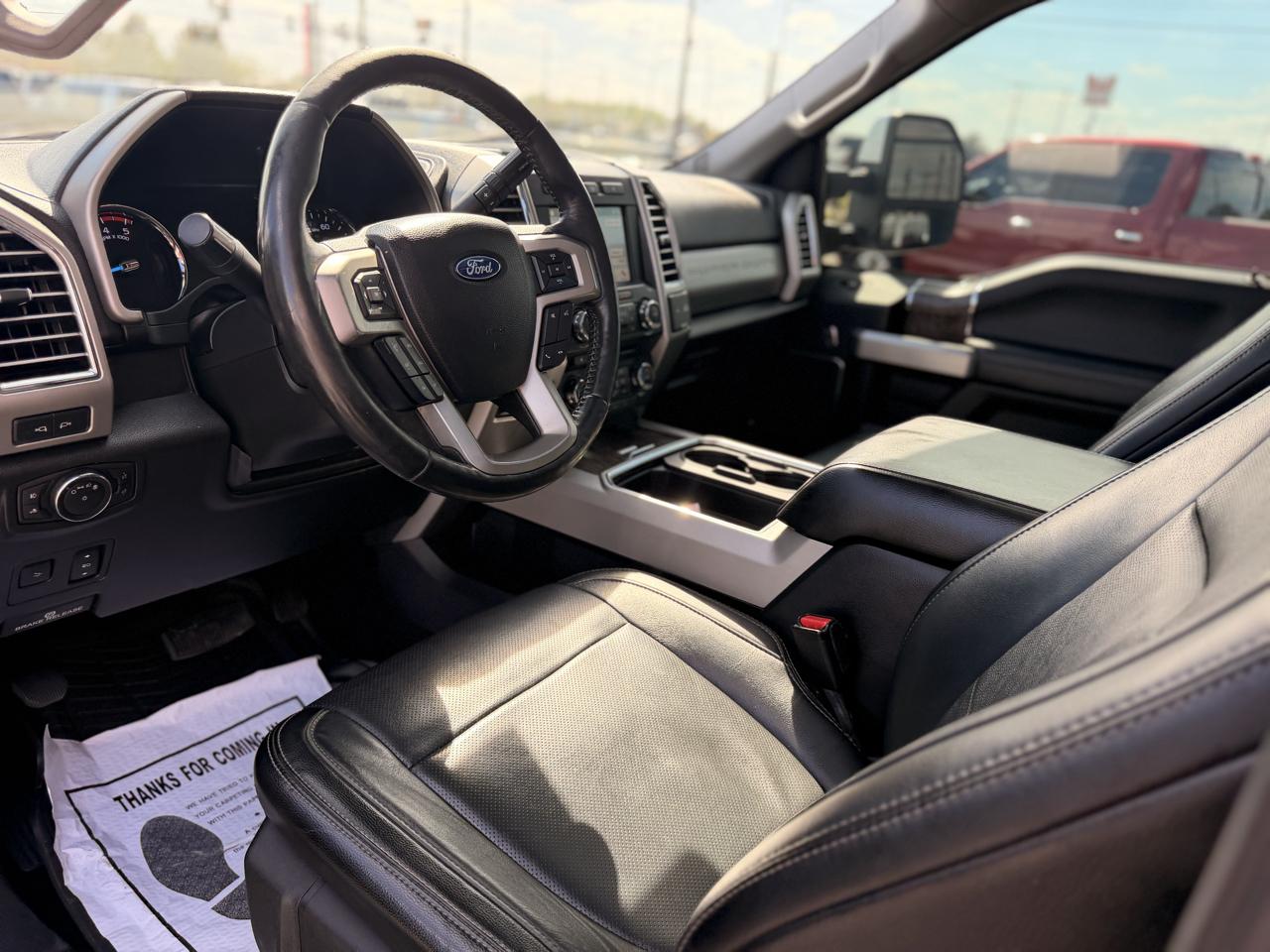 Ford F-350 SD Lariat Crew Cab 4WD 2017