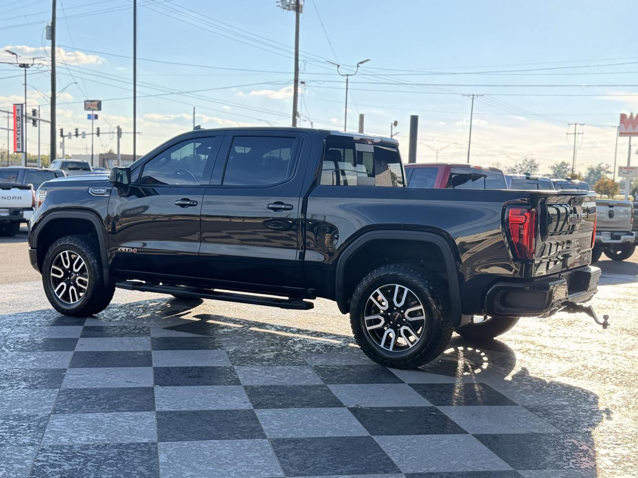 GMC Sierra 1500 AT4 Crew Cab Short Box 4WD 2020