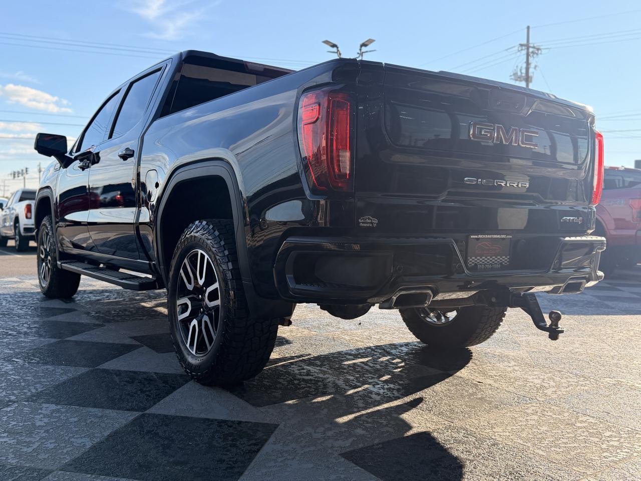 GMC Sierra 1500 AT4 Crew Cab Short Box 4WD 2020