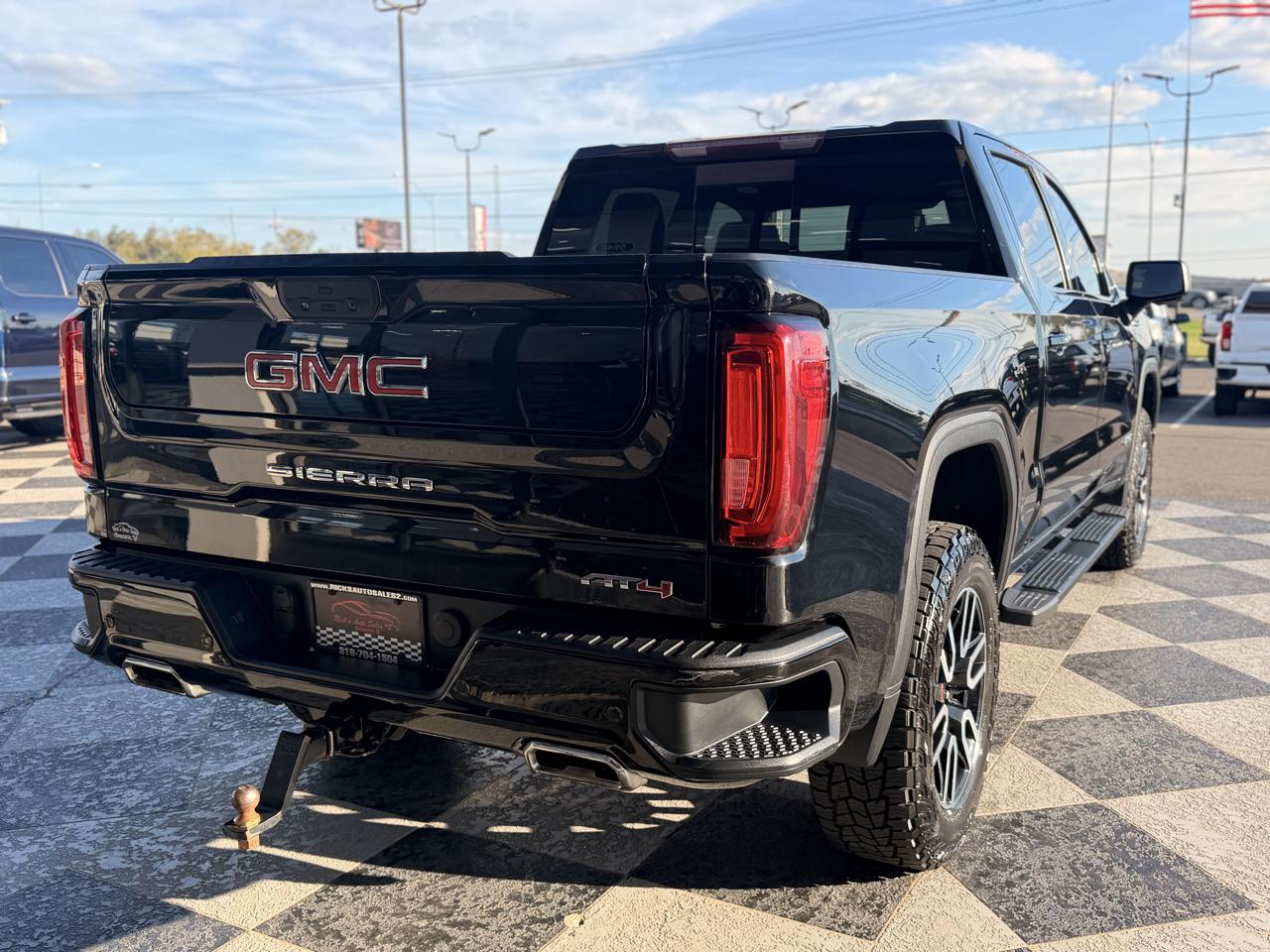 GMC Sierra 1500 AT4 Crew Cab Short Box 4WD 2020