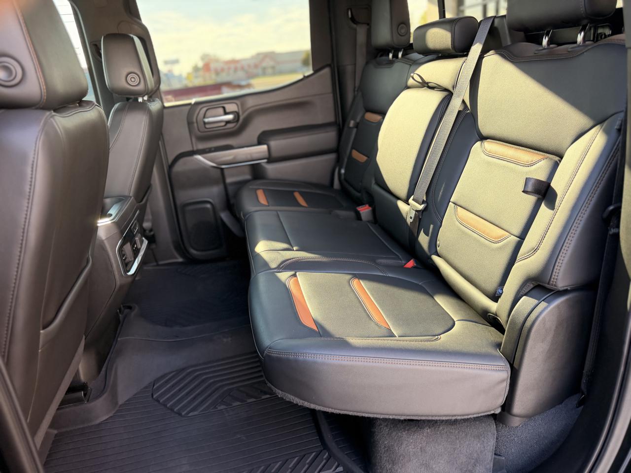 GMC Sierra 1500 AT4 Crew Cab Short Box 4WD 2020