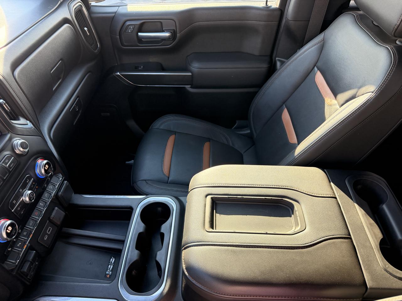 GMC Sierra 1500 AT4 Crew Cab Short Box 4WD 2020