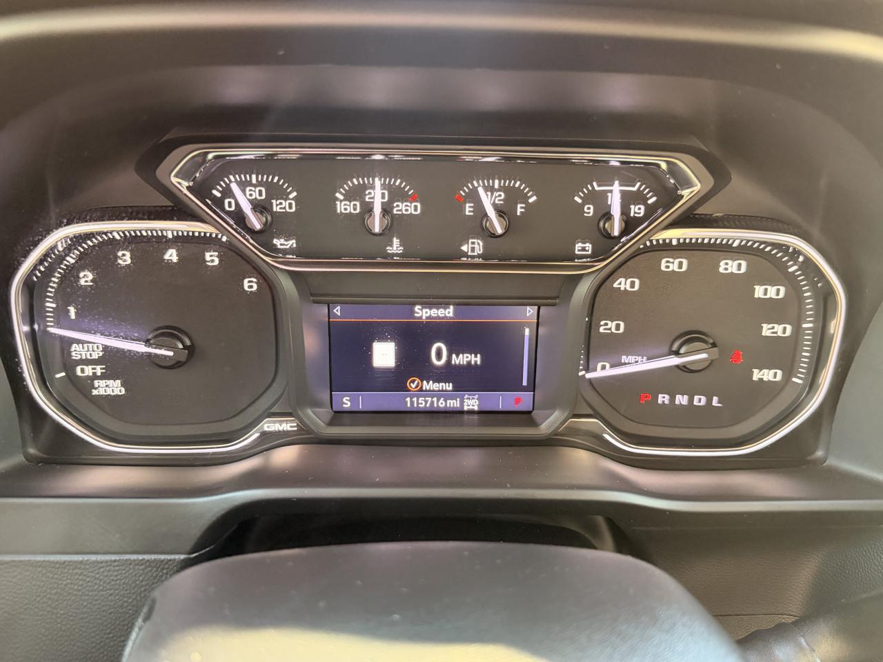 GMC Sierra 1500 AT4 Crew Cab Short Box 4WD 2020