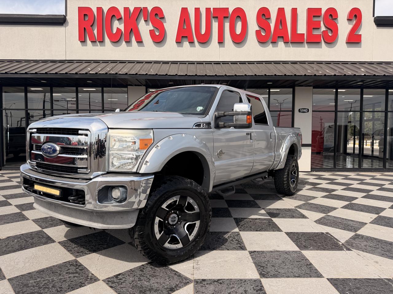 Ford F-250 SD Lariat Crew Cab 4WD 2011