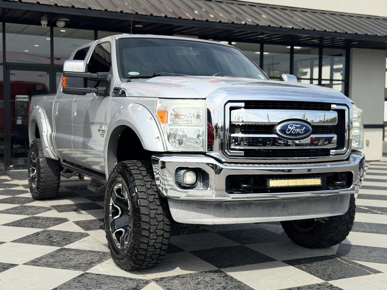 Ford F-250 SD Lariat Crew Cab 4WD 2011