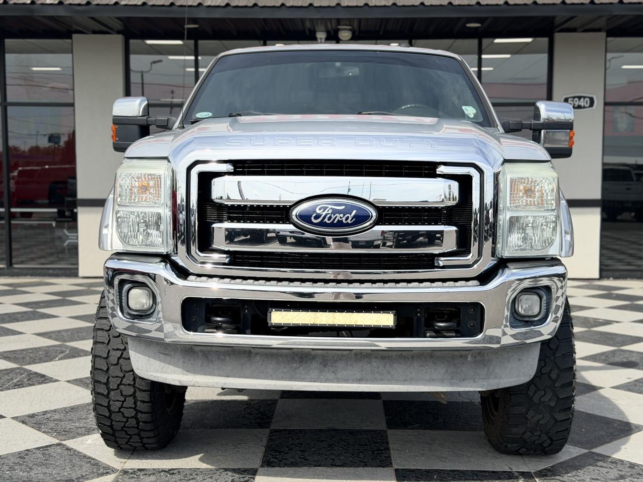 Ford F-250 SD Lariat Crew Cab 4WD 2011