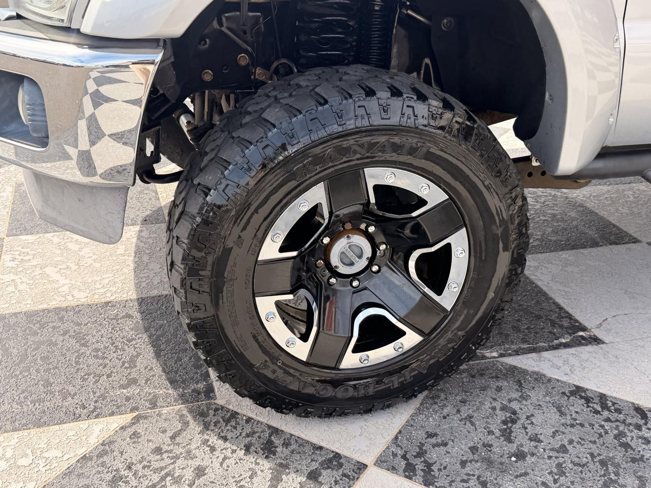 Ford F-250 SD Lariat Crew Cab 4WD 2011