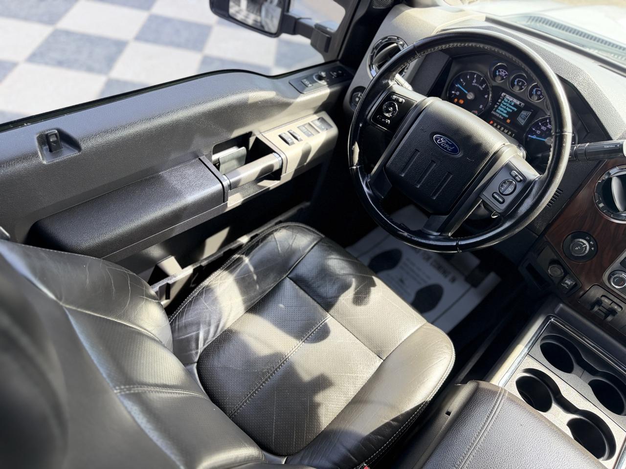 Ford F-250 SD Lariat Crew Cab 4WD 2011