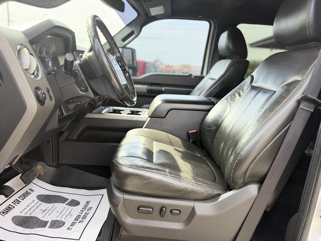 Ford F-250 SD Lariat Crew Cab 4WD 2011