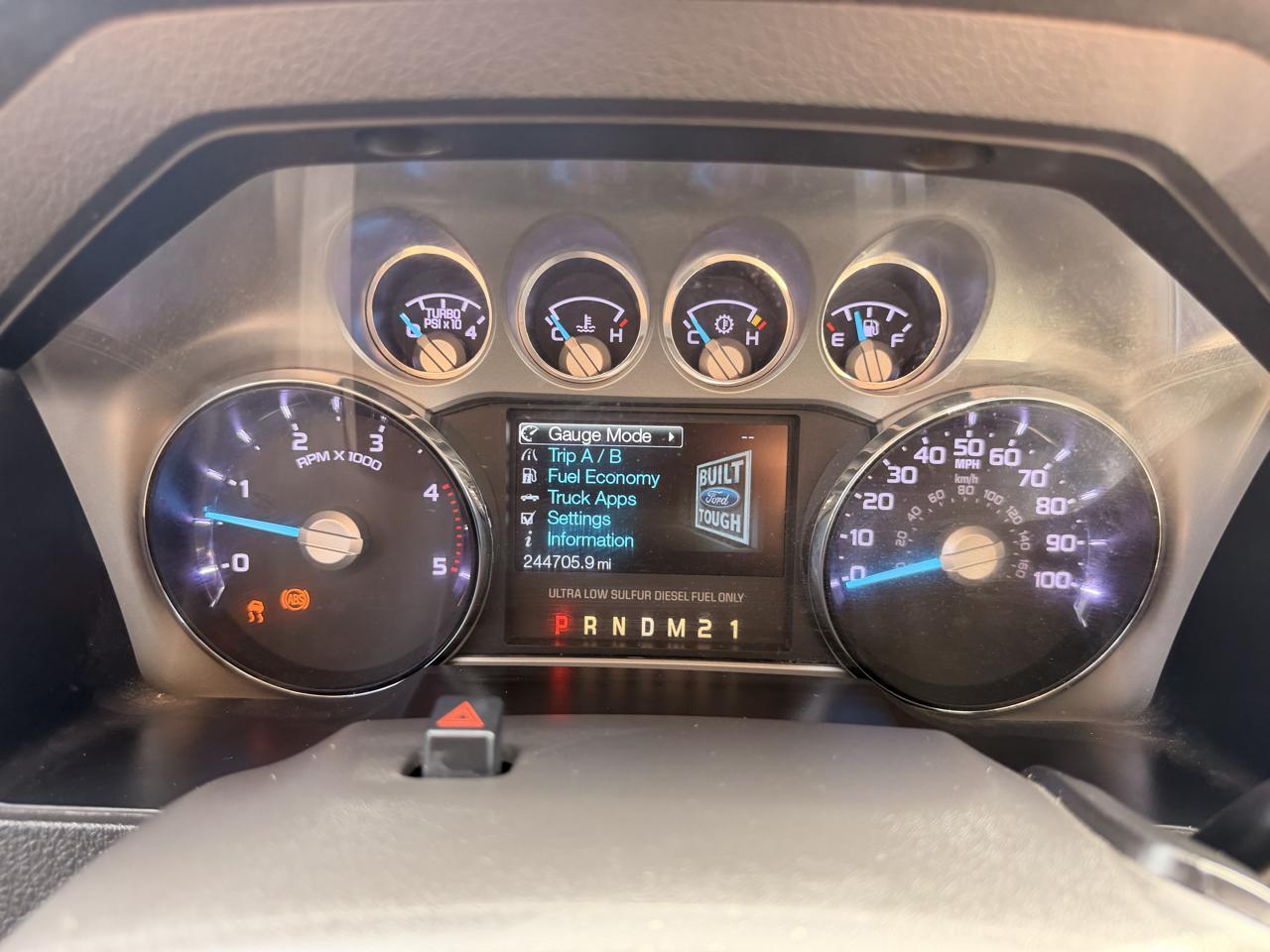 Ford F-250 SD Lariat Crew Cab 4WD 2011