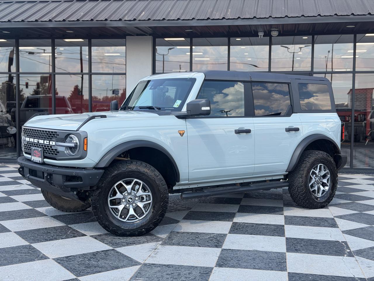 Ford Bronco Badlands 4-Door 2024