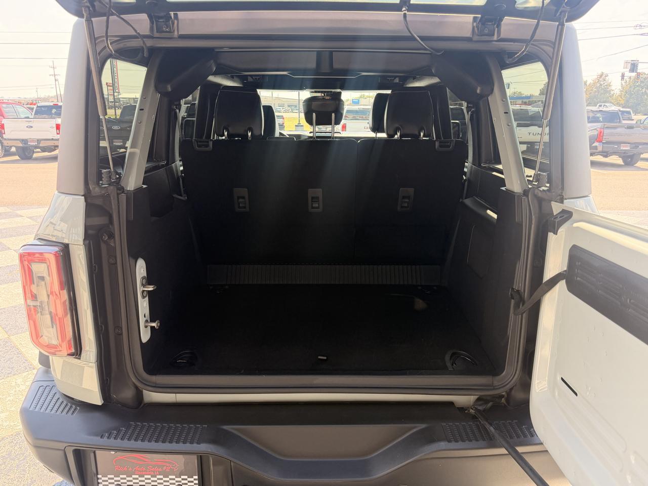 Ford Bronco Badlands 4-Door 2024