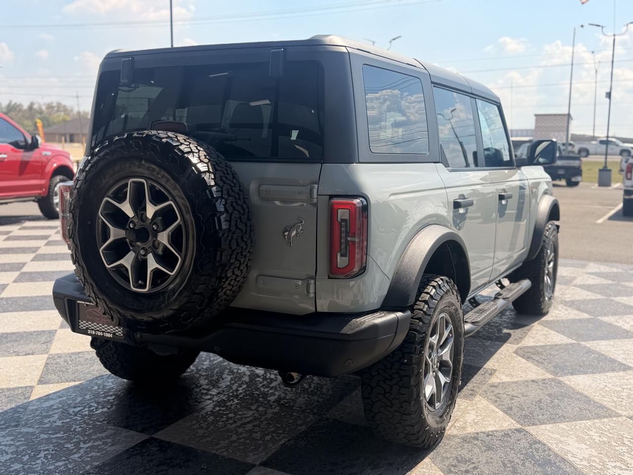 Ford Bronco Badlands 4-Door 2024