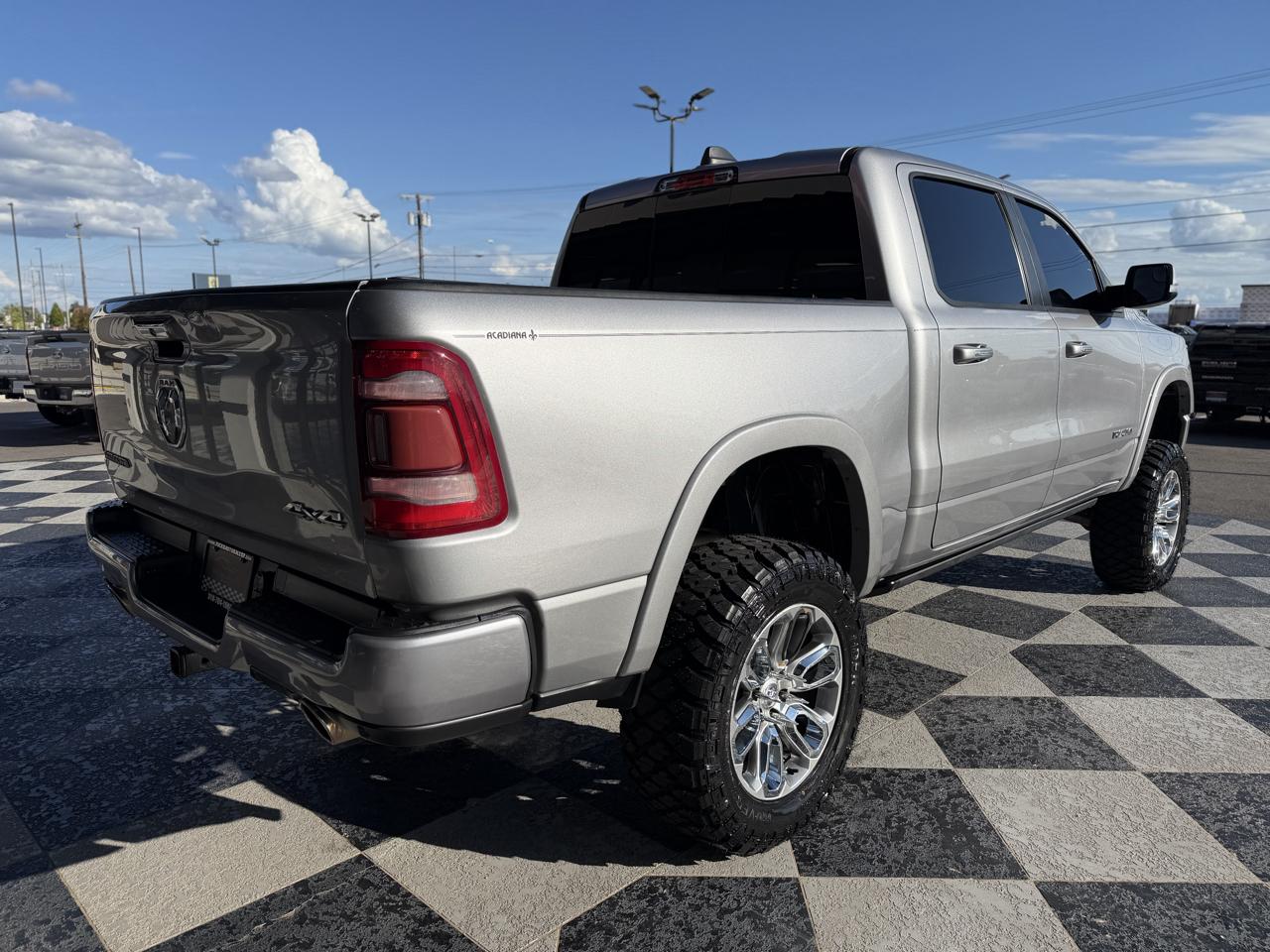 RAM 1500 Laramie Crew Cab SWB 4WD 2022