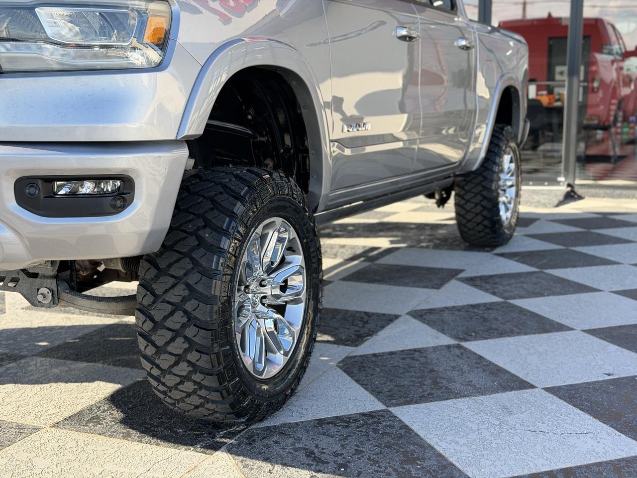 RAM 1500 Laramie Crew Cab SWB 4WD 2022