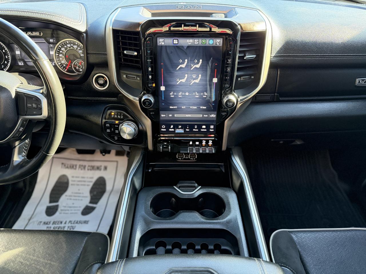 RAM 1500 Laramie Crew Cab SWB 4WD 2022