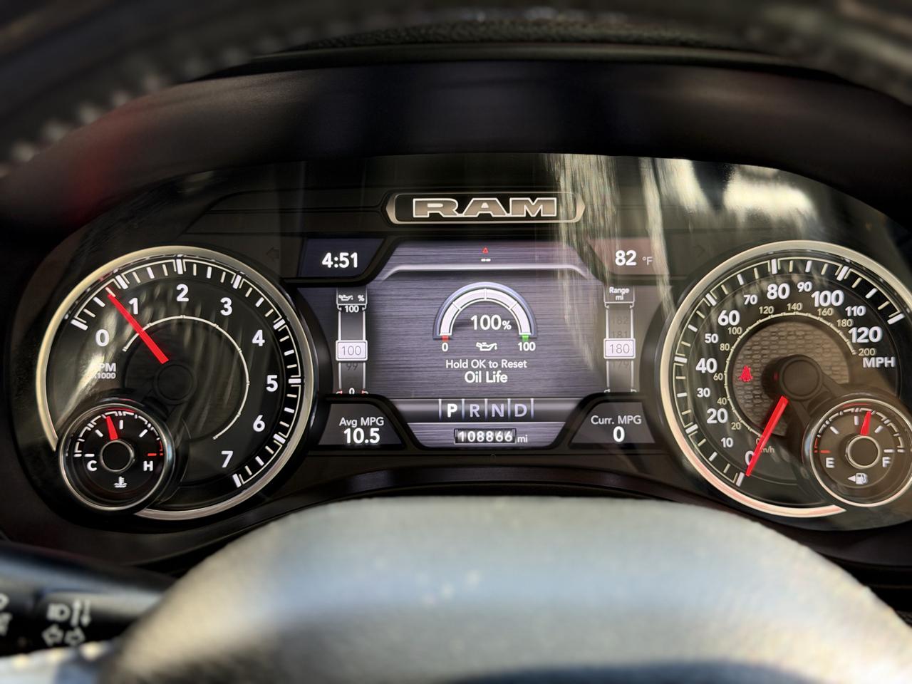RAM 1500 Laramie Crew Cab SWB 4WD 2022