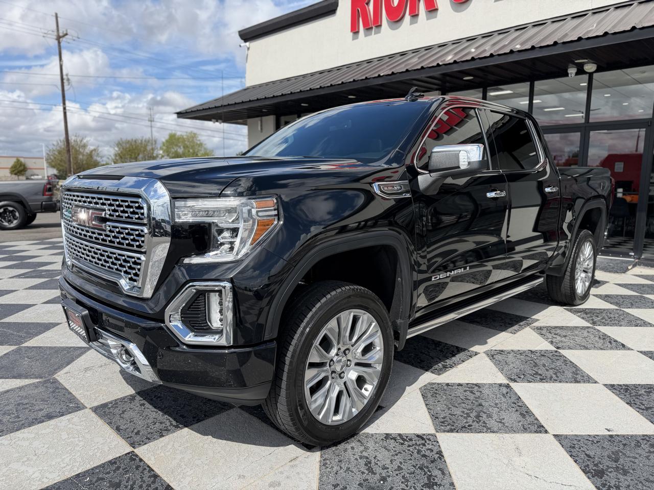 GMC Sierra 1500 Denali Crew Cab 4WD 2021