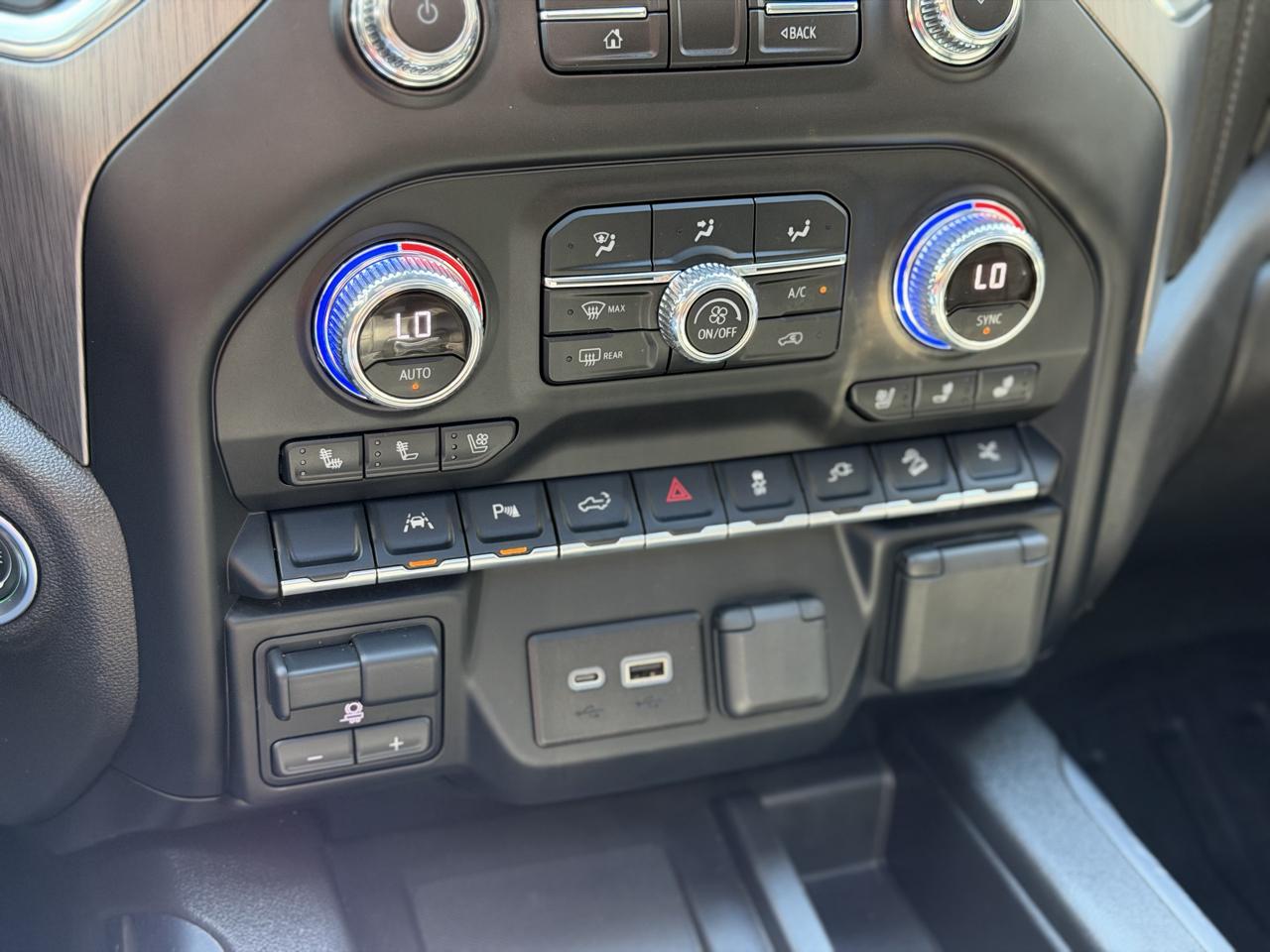 GMC Sierra 1500 Denali Crew Cab 4WD 2021