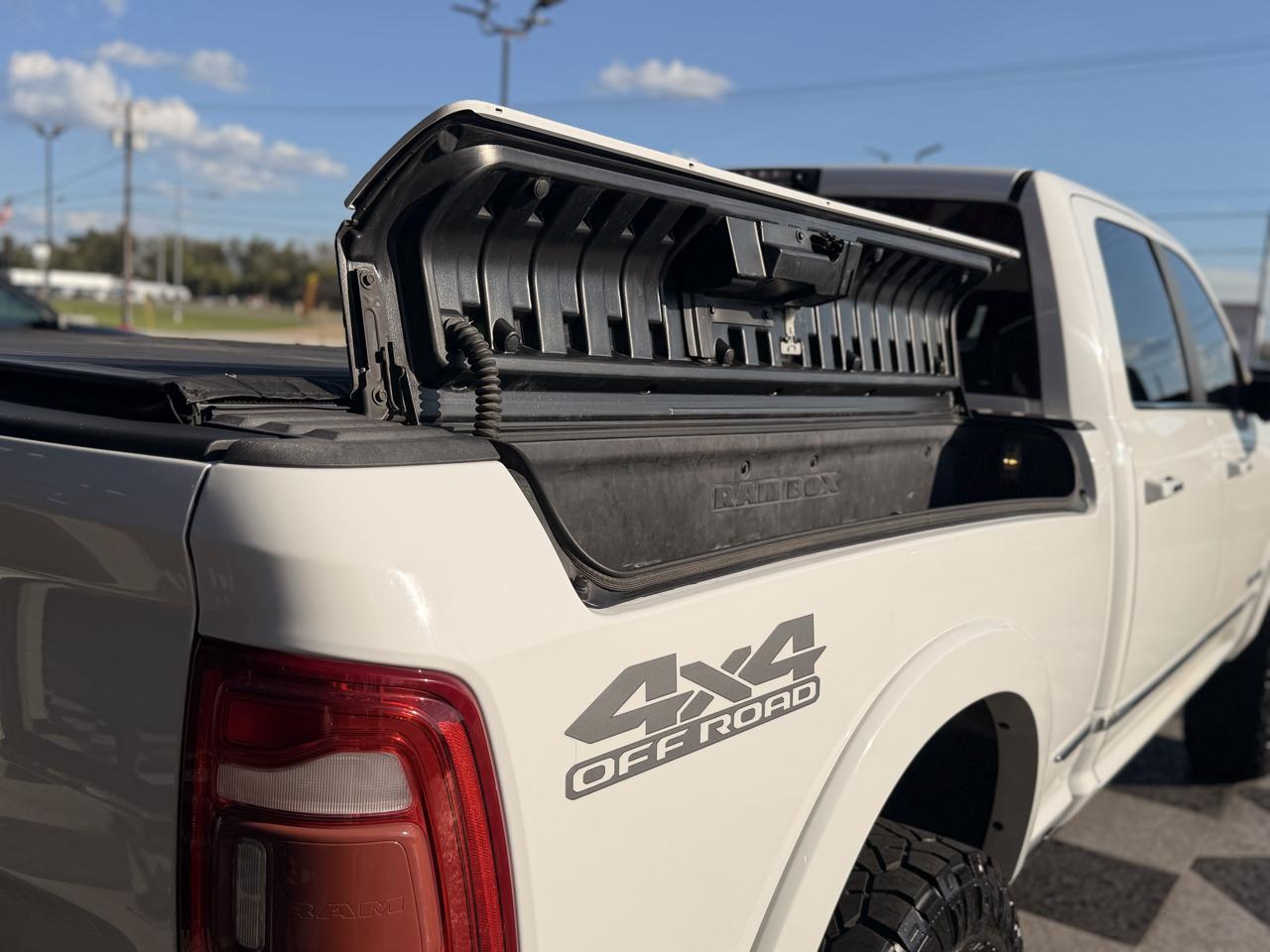 RAM 2500 Limited Crew Cab SWB 4WD 2019